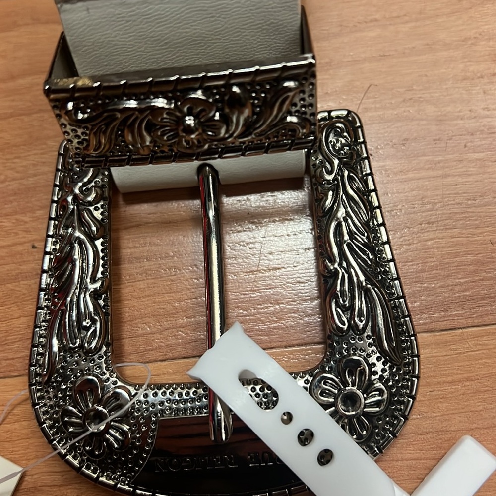 True Religion Western Stud Cowgirl White Belt for Women Size L/XL NWT - Picture 8 of 9